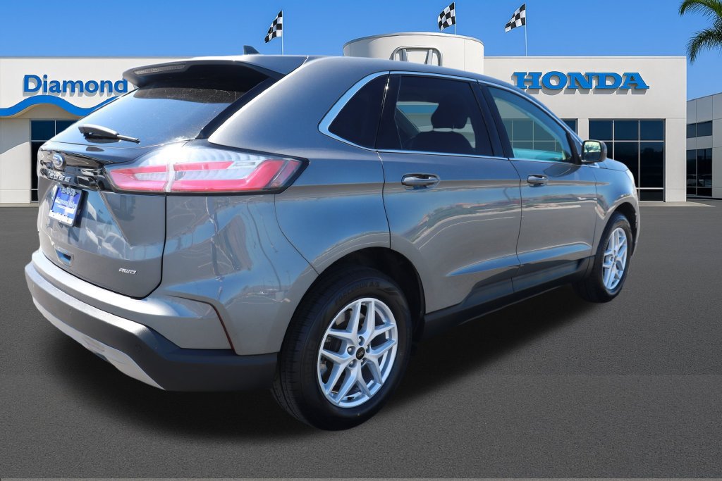 Used 2024 Ford Edge SEL AWD/4WD image 8