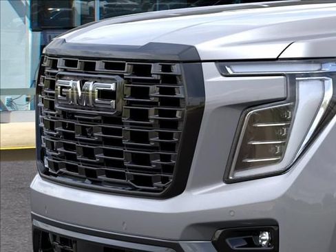 New 2026 GMC Yukon XL Denali Ultimate AWD/4WD image 13