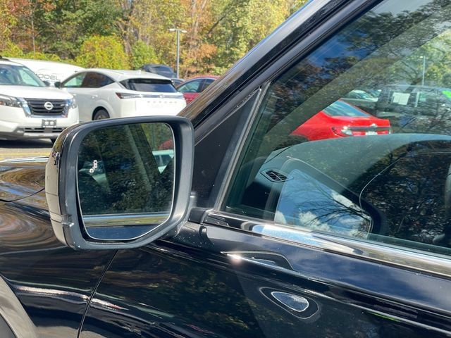 Used 2023 Honda Pilot Touring image 26