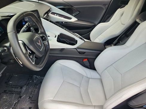 Used 2023 Chevrolet Corvette Stingray Preferred Cpe w/ Engine Appearance Package image 4