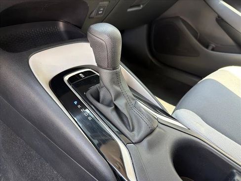 Used 2024 Toyota Corolla LE FWD image 21