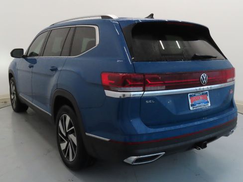 New 2025 Volkswagen Atlas SEL image 7