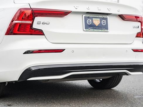 Used 2024 Volvo S60 B5 Plus image 9