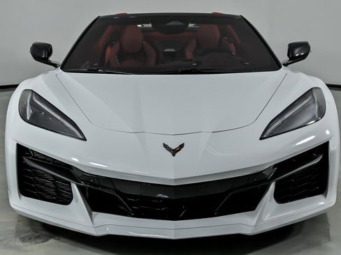 Used 2024 Chevrolet Corvette Z06 w/ Stealth Interior Trim Package RWD image 5