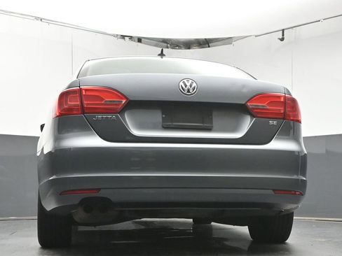 Used 2014 Volkswagen Jetta SE FWD image 36