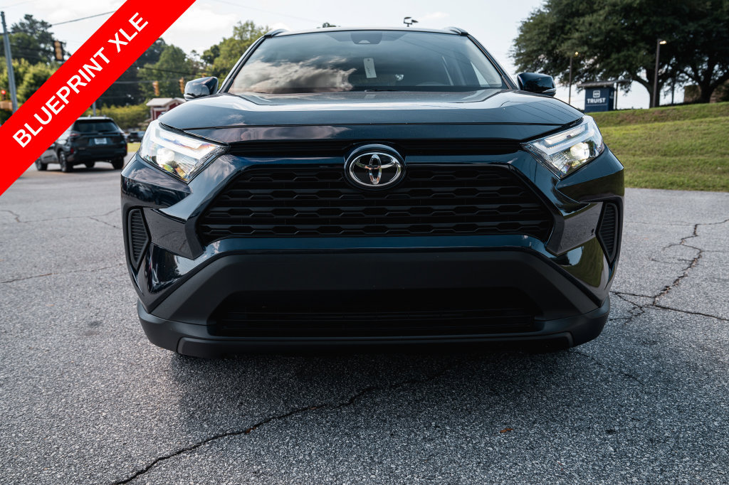Certified 2025 Toyota RAV4 XLE FWD image 2