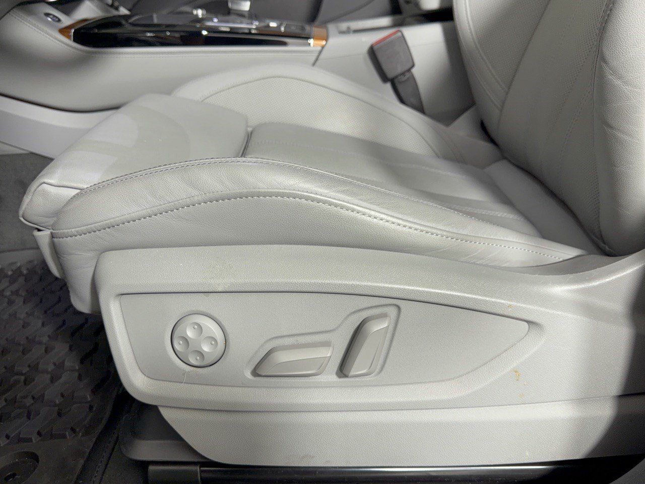 Used 2023 Audi Q5 2.0T Prestige AWD/4WD image 16