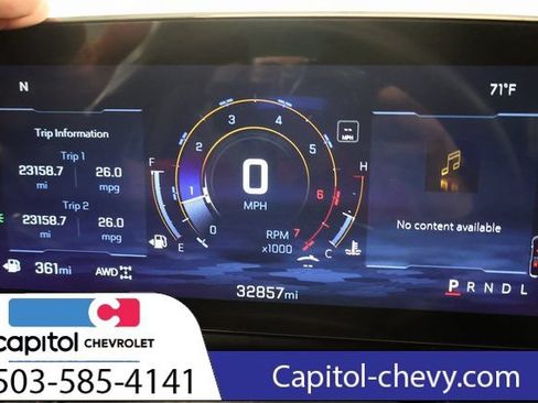Used 2025 Chevrolet Equinox RS AWD/4WD image 31