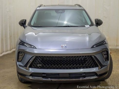 New 2025 Buick Envision Sport Touring image 4