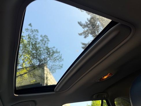 Used 2015 Subaru Outback 2.5i Limited AWD/4WD image 18