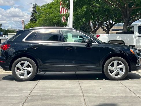 Used 2022 Audi Q3 2.0T Premium w/ Convenience Package image 9