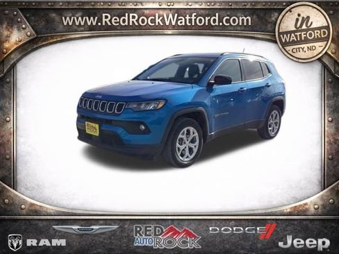 Used 2024 Jeep Compass Latitude AWD/4WD image 1