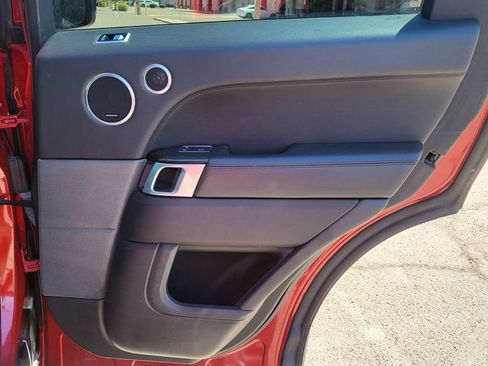 Used 2019 Land Rover Range Rover Sport HSE AWD/4WD image 23