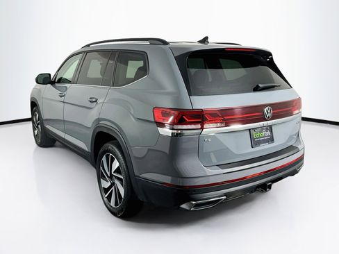 Used 2025 Volkswagen Atlas SE AWD/4WD image 5