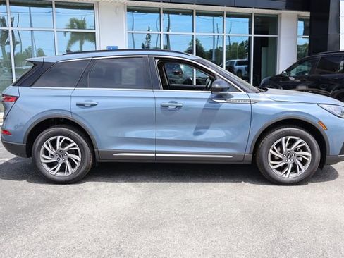 New 2026 Lincoln Corsair Premiere AWD/4WD image 8