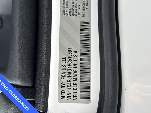 Used 2023 Jeep Grand Cherokee Altitude image 29