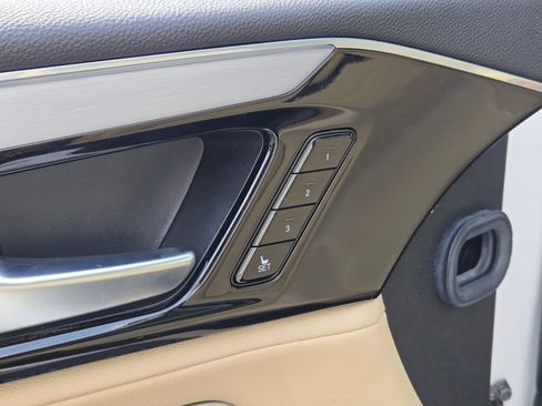 Used 2023 Acura MDX FWD image 31