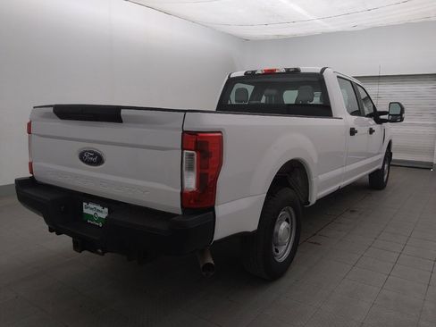 Used 2019 Ford F250 XL w/ Power Equipment Group RWD image 9