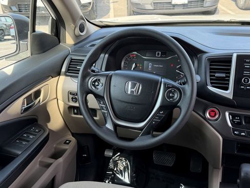 Used 2016 Honda Pilot LX image 18