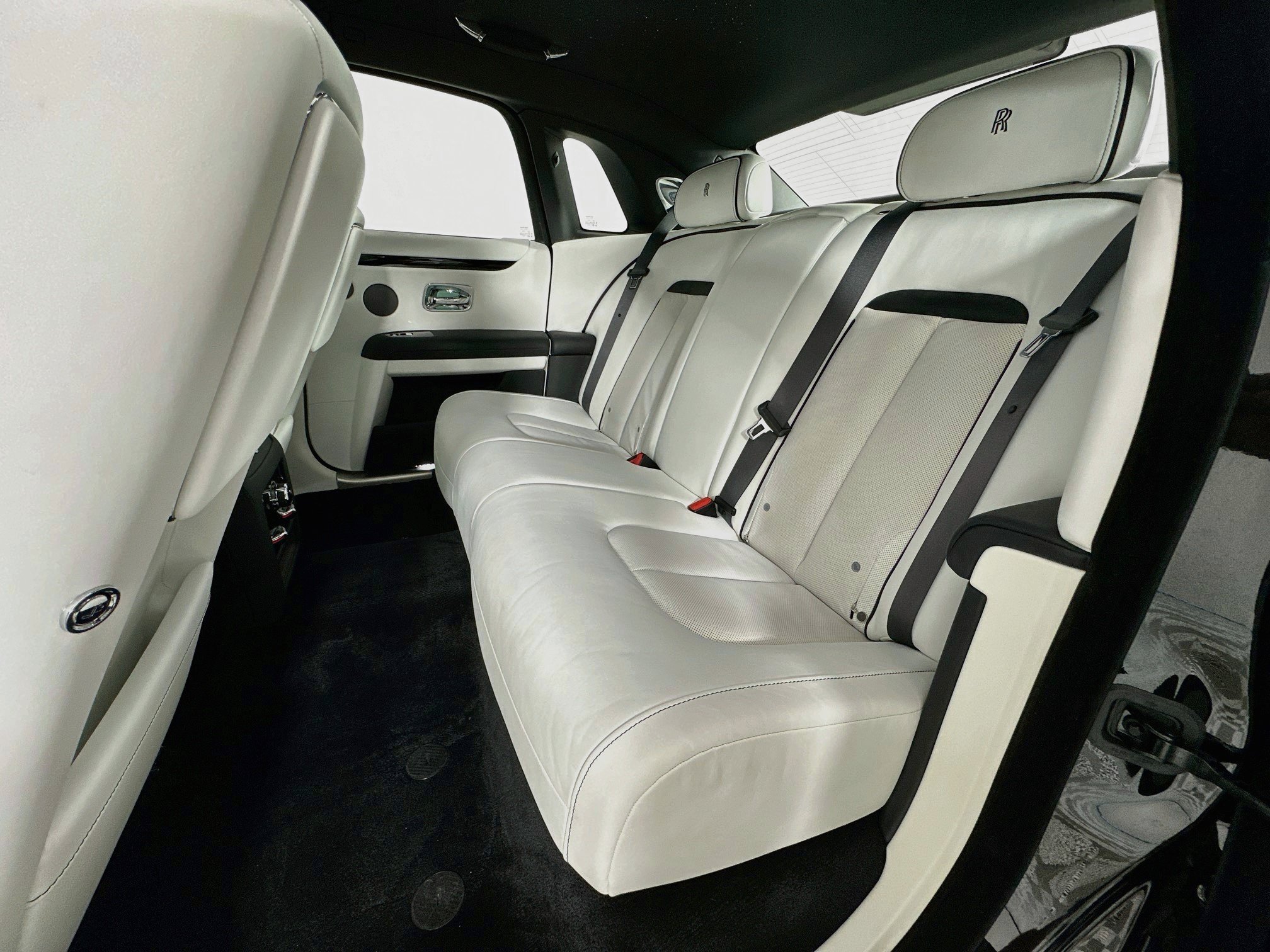 Certified 2022 Rolls-Royce Ghost AWD/4WD image 24