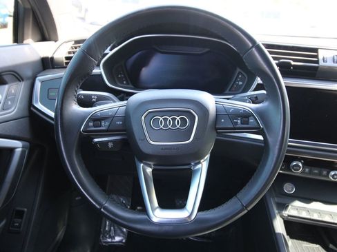 Used 2020 Audi Q3 2.0T Premium Plus image 14