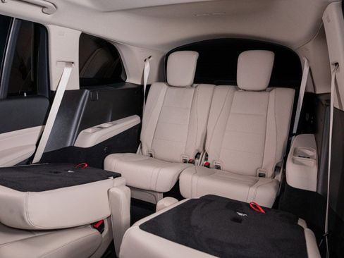 Certified 2024 Mercedes-Benz GLS 450 4MATIC image 18