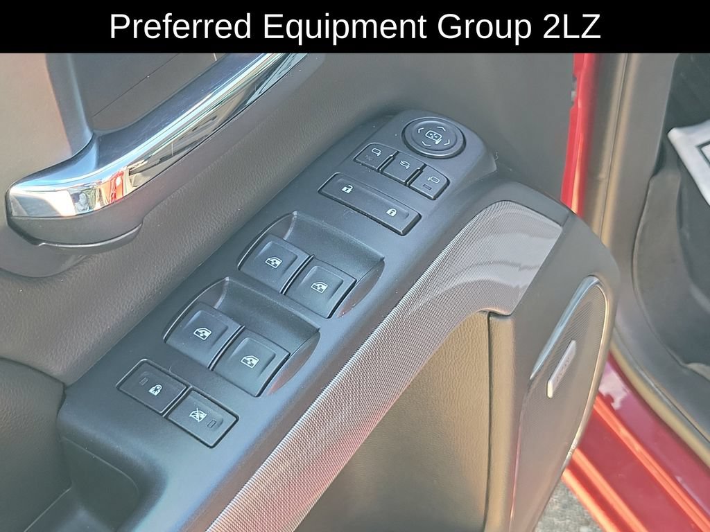 Used 2018 Chevrolet Silverado 1500 LTZ Z71 w/ LTZ Plus Package AWD/4WD image 13