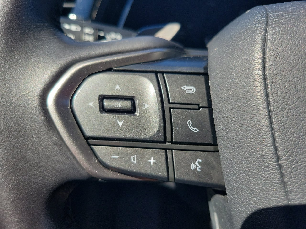 Used 2025 Lexus RX 350 Premium FWD image 18