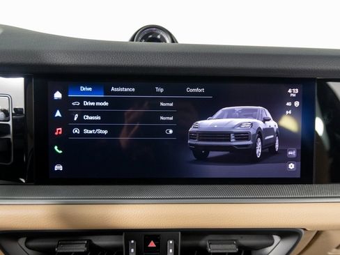 New 2026 Porsche Cayenne image 20