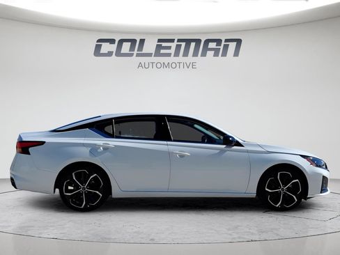 Used 2024 Nissan Altima 2.5 SR image 6