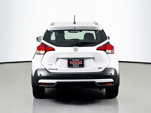Used 2020 Nissan Kicks SR w/ SR Premium Package image 6