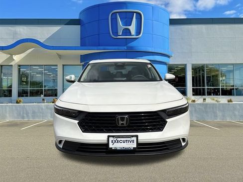 Used 2023 Honda Accord EX image 6