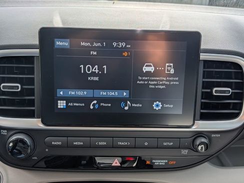 New 2026 Hyundai Venue SEL FWD image 18
