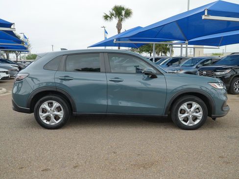 Used 2023 Honda HR-V LX image 4