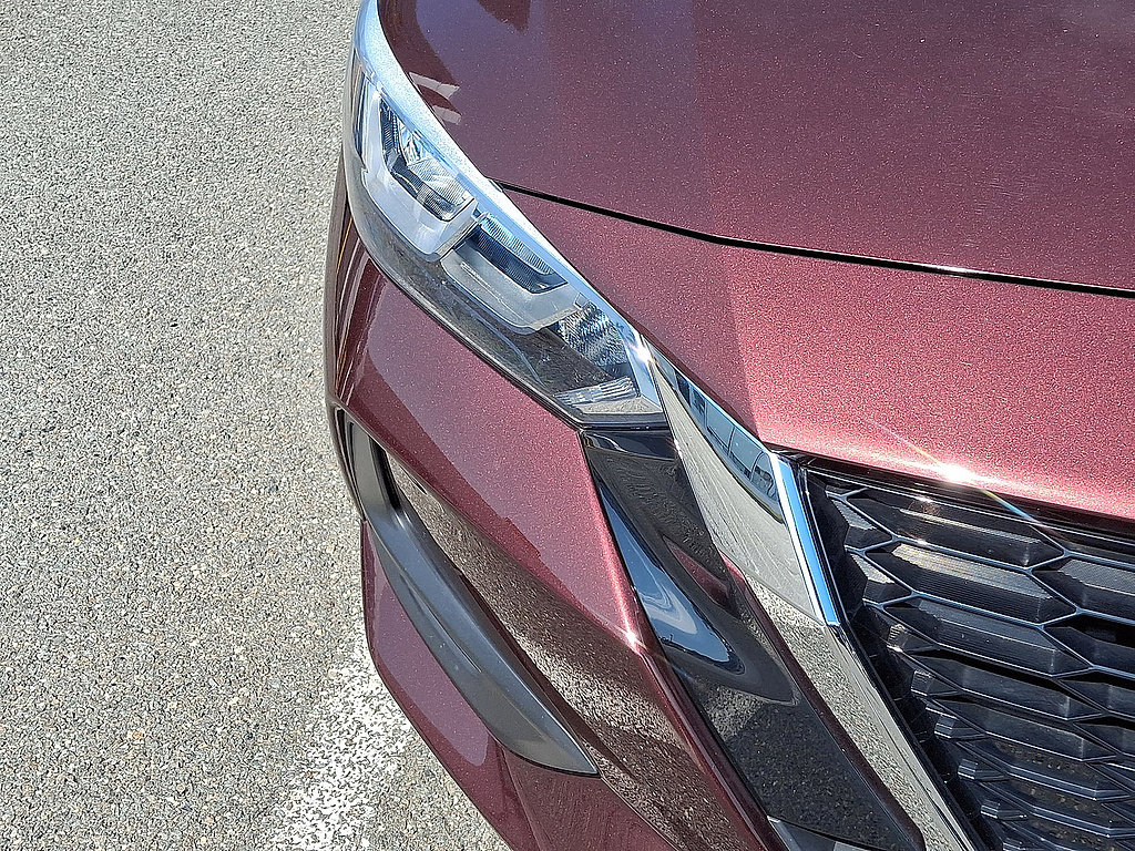 Used 2022 Nissan Sentra SV FWD image 27