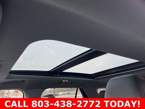 Used 2023 Ford Explorer Limited w/ Limited Technology Package image 11
