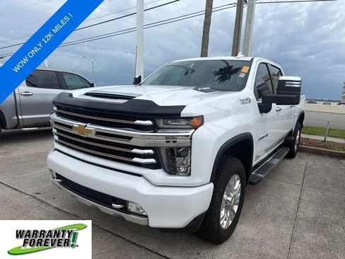 Used 2022 Chevrolet Silverado 2500 High Country AWD/4WD image 3
