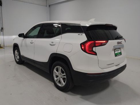 Used 2019 GMC Terrain SLE w/ LPO, Floor Liner Package FWD image 5