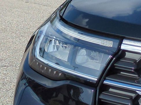 New 2026 Ford Explorer Active w/ Active Comfort Package RWD image 10