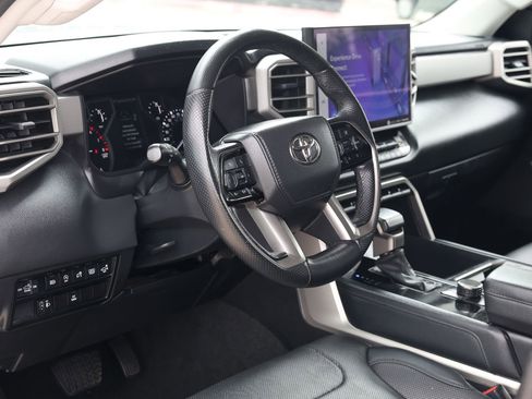 Used 2023 Toyota Tundra Limited w/ Power Package image 13