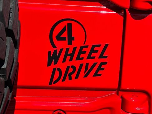 Used 2022 Jeep Wrangler Willys image 7