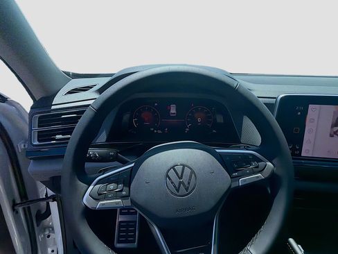 New 2026 Volkswagen Atlas Peak Edition AWD/4WD image 11