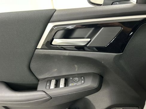 New 2026 Mitsubishi Outlander ES AWD/4WD image 11
