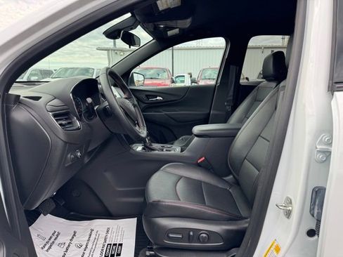 Used 2024 Chevrolet Equinox RS w/ RS Leather Package AWD/4WD image 17