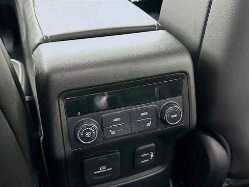 Used 2019 GMC Acadia Denali w/ Technology Package image 36