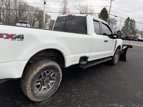 Used 2025 Ford F350 XLT w/ FX4 Off-Road Package image 6