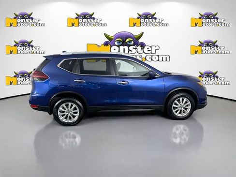 Used 2020 Nissan Rogue SV AWD/4WD image 4