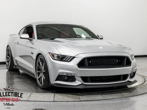 Used 2015 Ford Mustang GT Premium w/ GT Performance Package RWD image 27