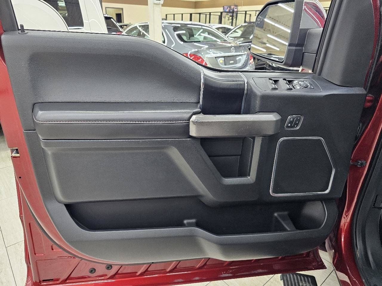 Used 2018 Ford F150 Platinum w/ Equipment Group 701A Luxury RWD image 41