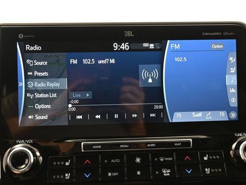 Used 2021 Toyota Highlander Platinum AWD/4WD image 21